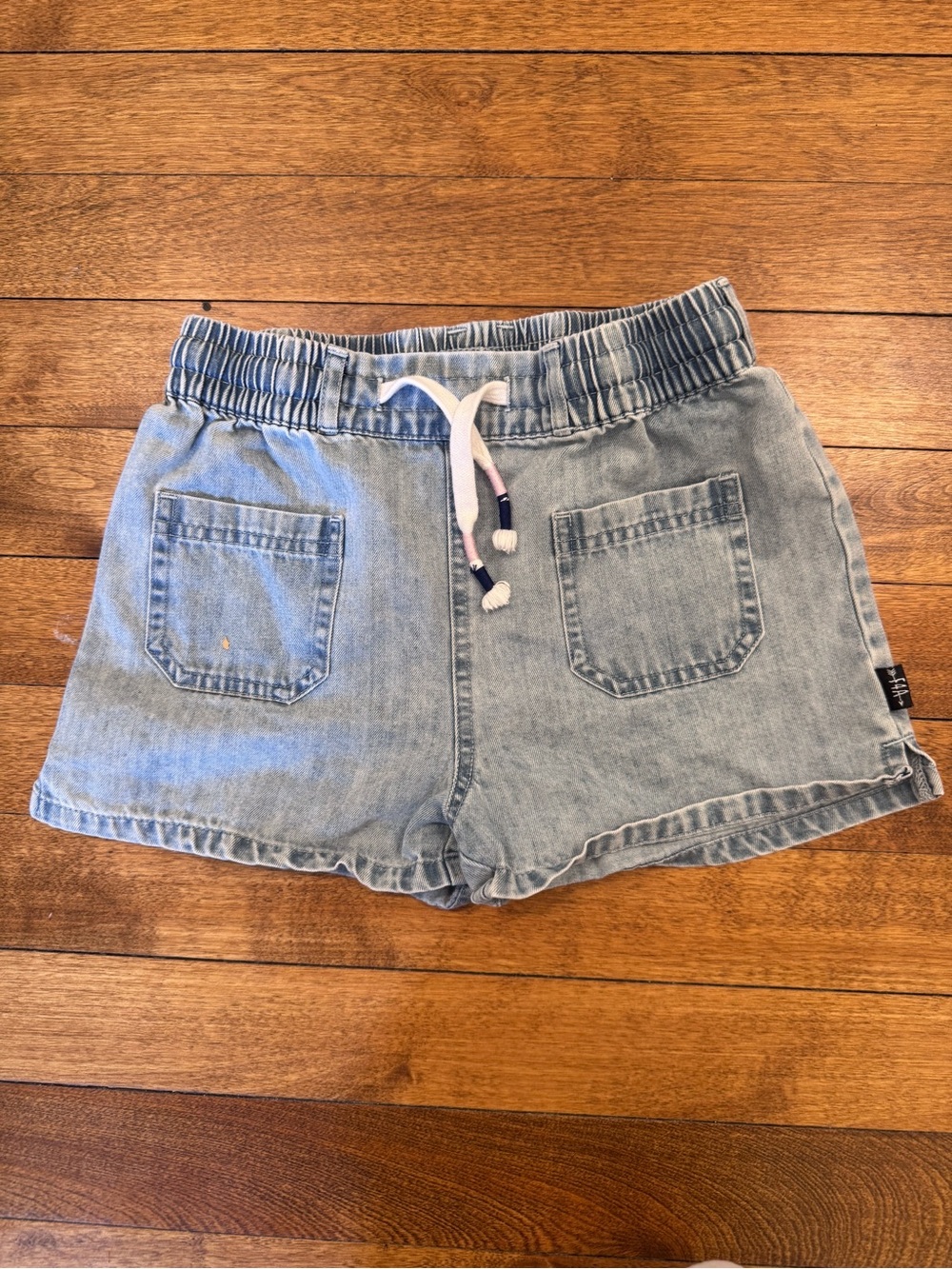 Feather 4 Arrow Light Wash Elastic Waist Shorts - Blue
